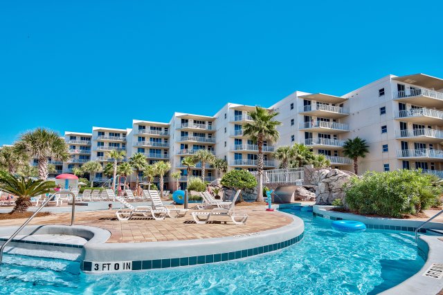 2 Condominium vacation rental located in Okaloosa Island 1