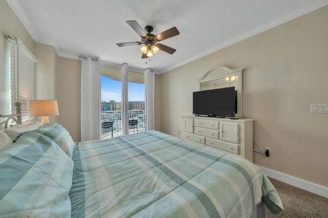 2 Condominium vacation rental located in Okaloosa Island 1