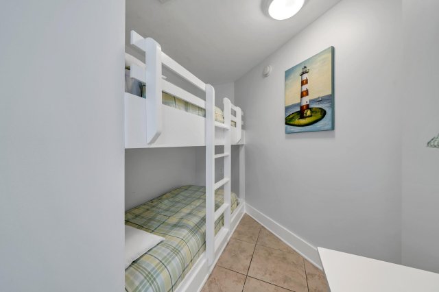 2 Condominium vacation rental located in Okaloosa Island 1