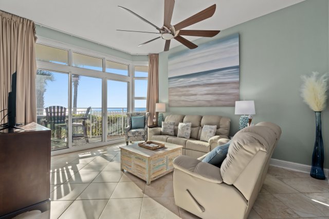 2 Condominium vacation rental located in Panama City Beach 1