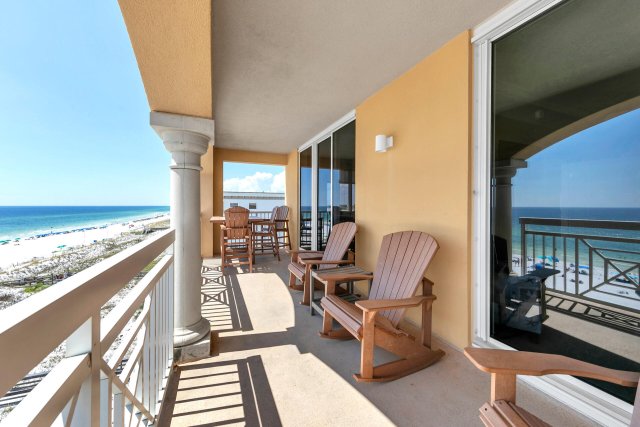 4 Condominium vacation rental located in Okaloosa Island 1