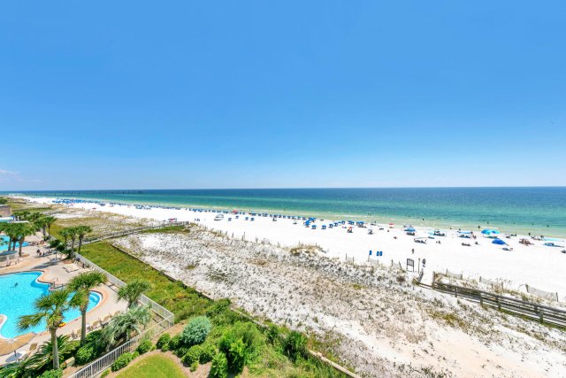 4 Condominium vacation rental located in Okaloosa Island 1