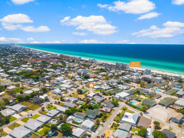 4 House vacation rental located in Panama City Beach 1