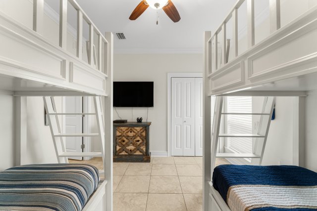 5 House vacation rental located in Destin 1