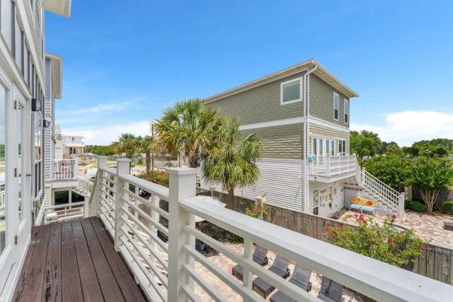 5 House vacation rental located in Destin 1