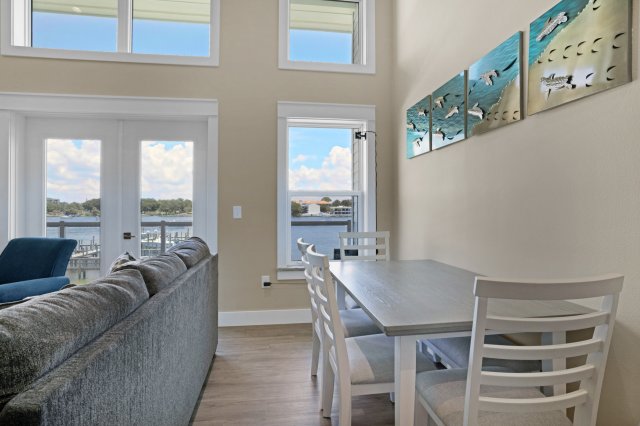 4 House vacation rental located in Okaloosa Island 1