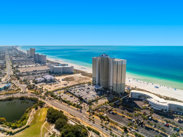 2 Condominium vacation rental located in Panama City Beach 1