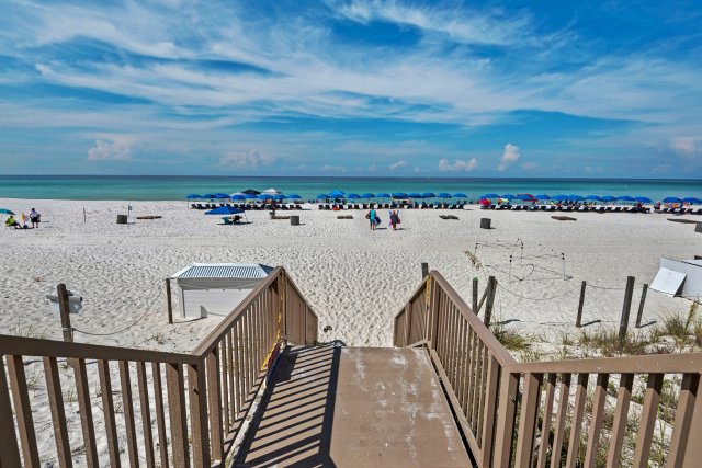 2 Condominium vacation rental located in Panama City Beach 1