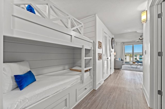 1 Condominium vacation rental located in Panama City Beach 1