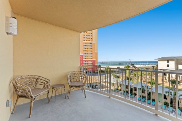 1 Condominium vacation rental located in Panama City Beach 1