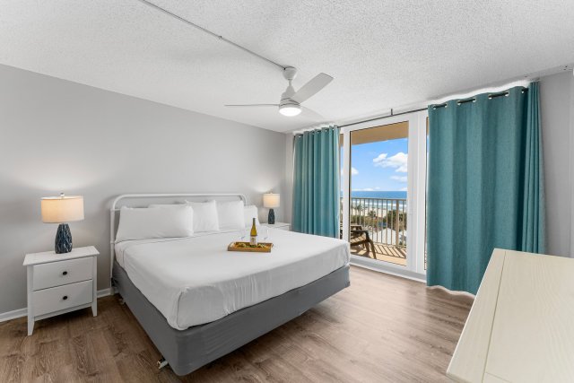 2 Condominium vacation rental located in Panama City Beach 1