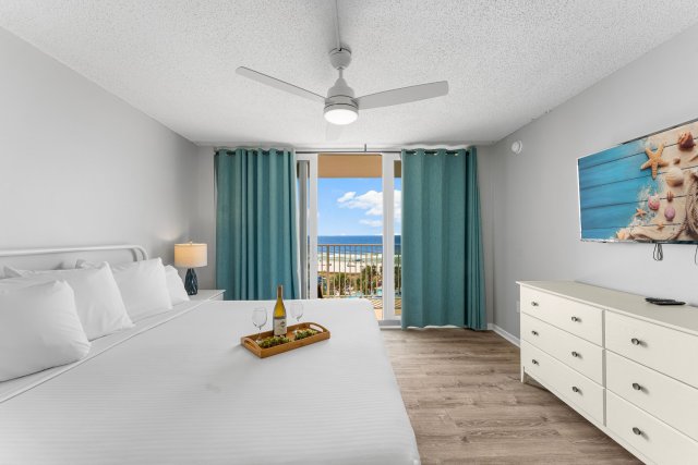 2 Condominium vacation rental located in Panama City Beach 1