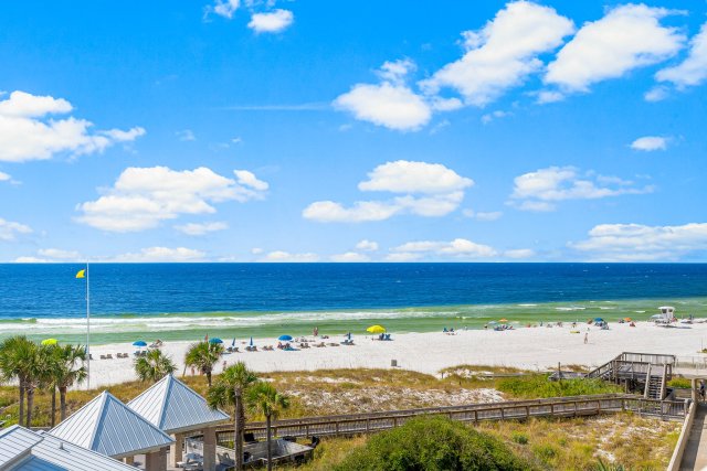 2 Condominium vacation rental located in Panama City Beach 1