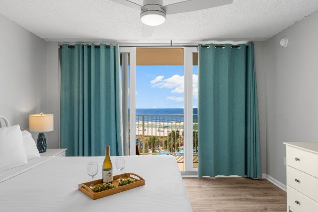 2 Condominium vacation rental located in Panama City Beach 1