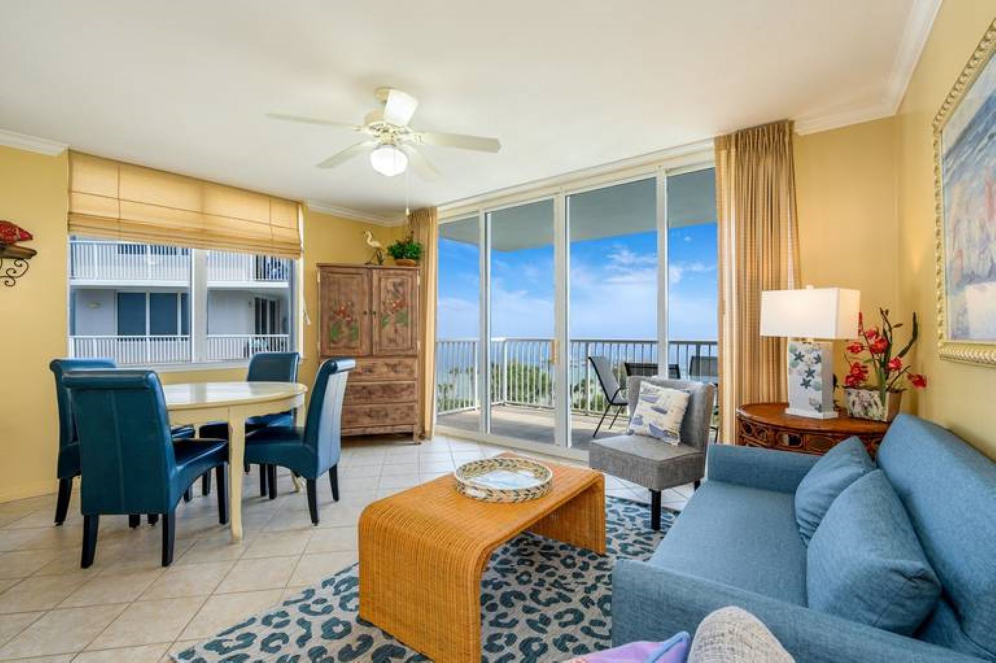 2 Condominium vacation rental located in Okaloosa Island 1