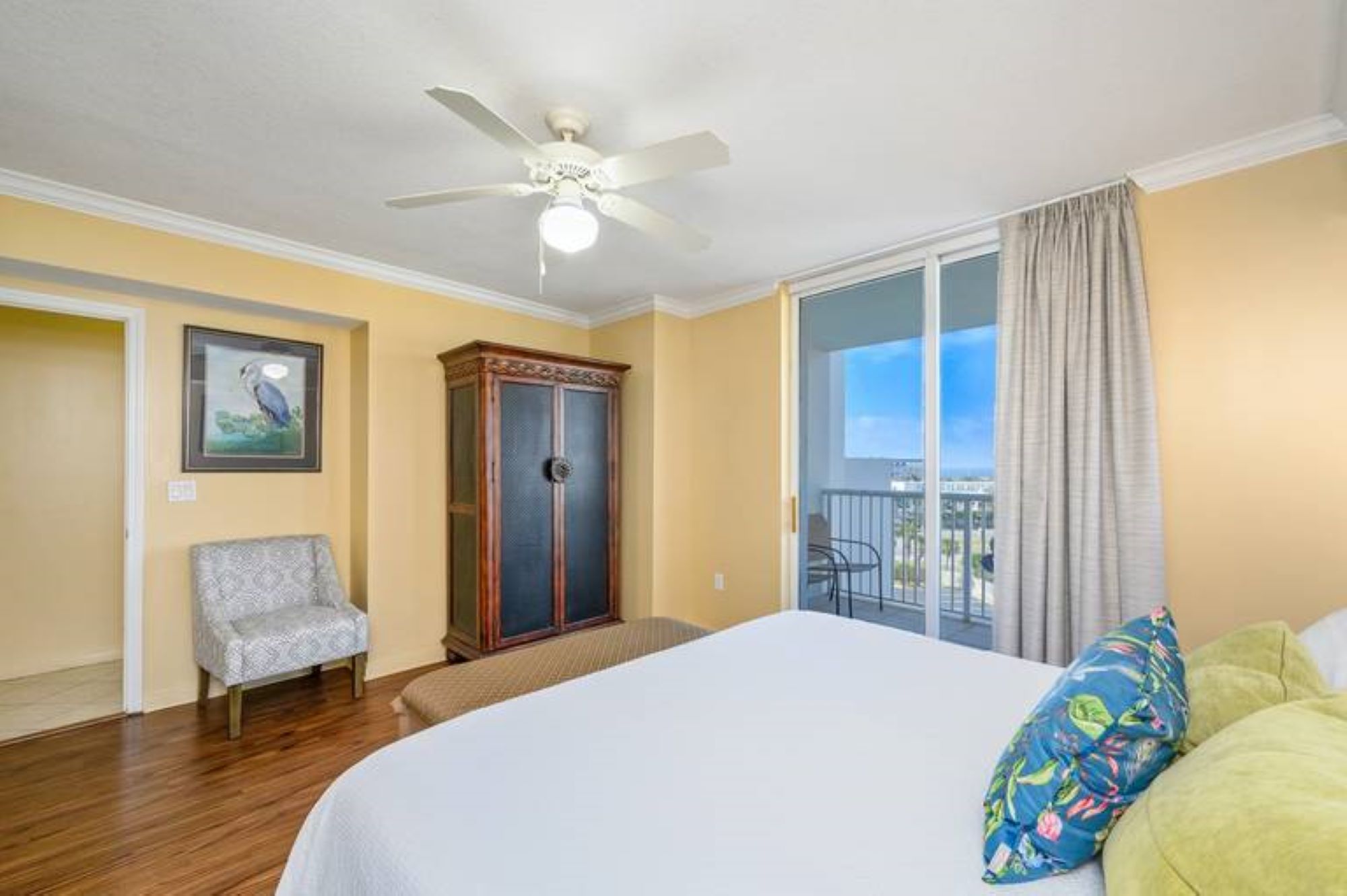 2 Condominium vacation rental located in Okaloosa Island 1