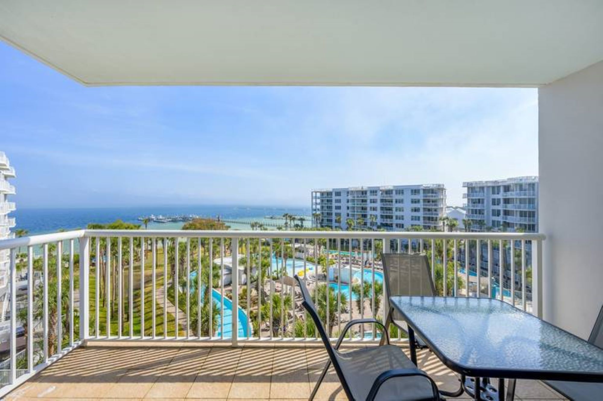 2 Condominium vacation rental located in Okaloosa Island 1