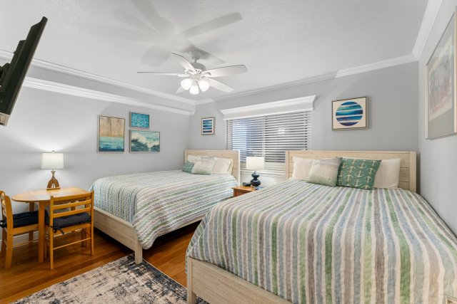 2 Condominium vacation rental located in Panama City Beach 1