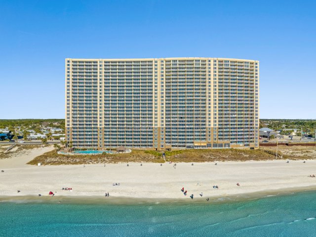 2 Condominium vacation rental located in Panama City Beach 1