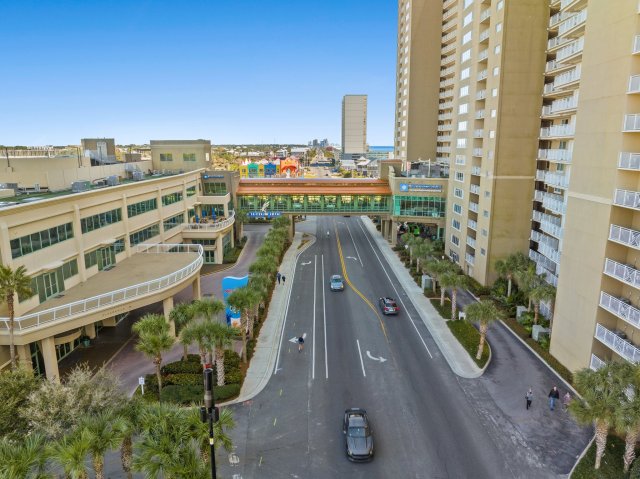 2 Condominium vacation rental located in Panama City Beach 1