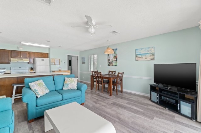 1 Condominium vacation rental located in Panama City Beach 1