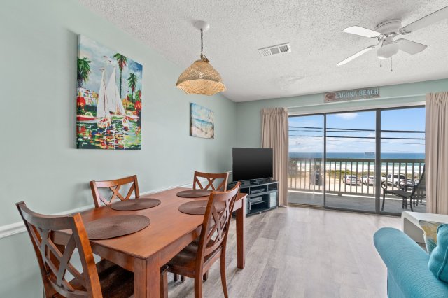 1 Condominium vacation rental located in Panama City Beach 1