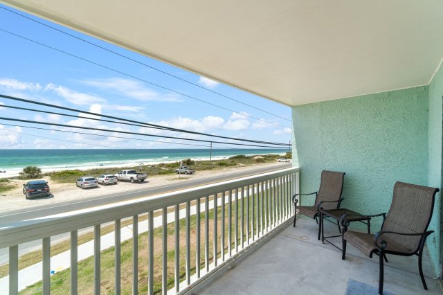 1 Condominium vacation rental located in Panama City Beach 1