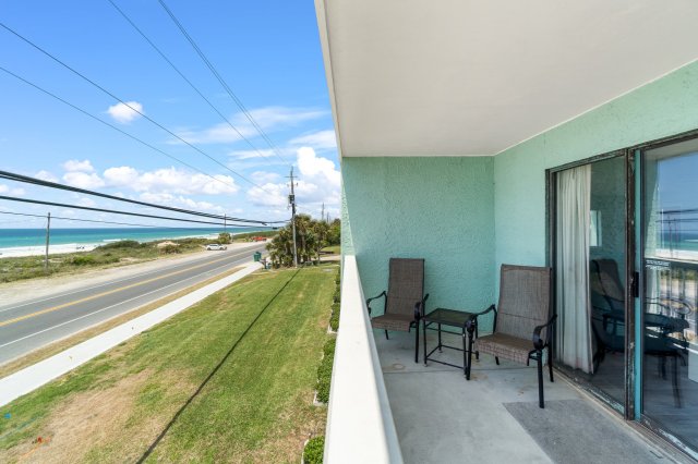 1 Condominium vacation rental located in Panama City Beach 1