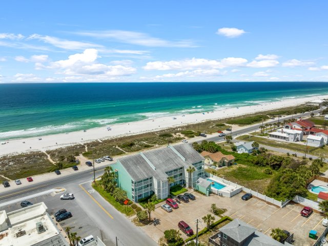 1 Condominium vacation rental located in Panama City Beach 1