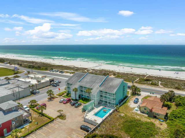 1 Condominium vacation rental located in Panama City Beach 1