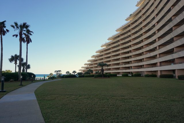 2 Condominium vacation rental located in Destin 1