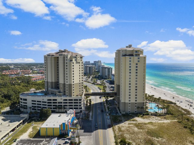 2 Condominium vacation rental located in Panama City Beach 1