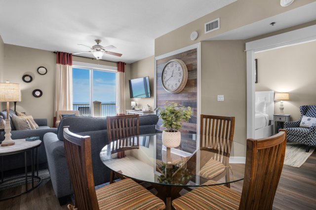 2 Condominium vacation rental located in Panama City Beach 1