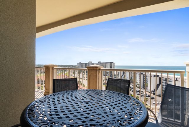 2 Condominium vacation rental located in Panama City Beach 1