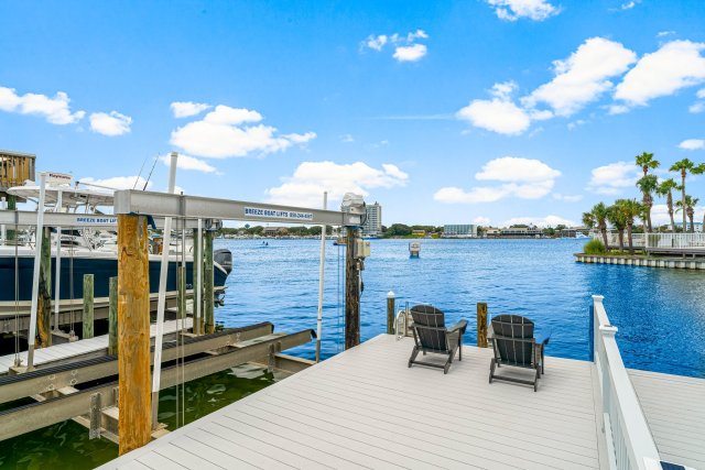 5 House vacation rental located in Destin 1