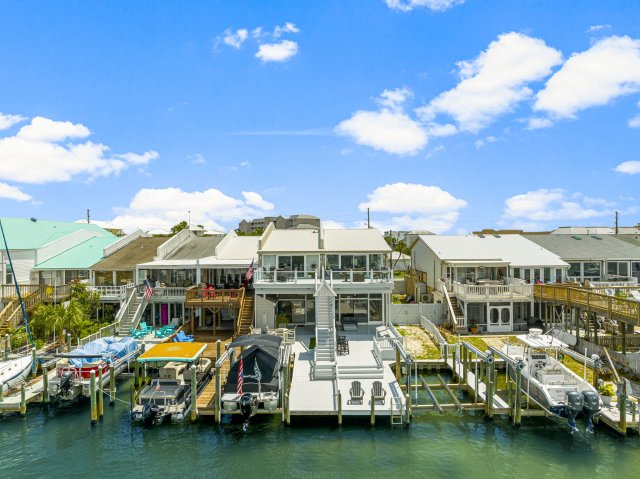 5 House vacation rental located in Destin 1