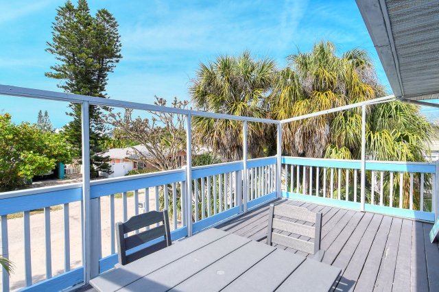 2 House vacation rental located in Anna Maria Island 1