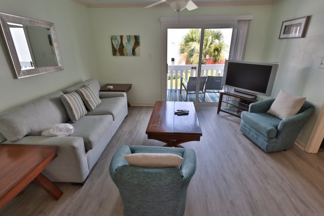 2 Condominium vacation rental located in Okaloosa Island 1