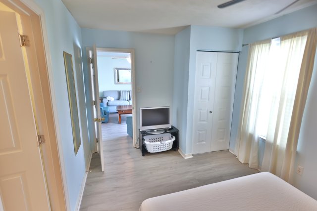 2 Condominium vacation rental located in Okaloosa Island 1