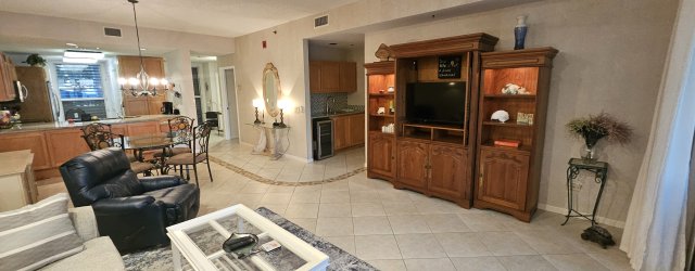 2 Condominium vacation rental located in Longboat Key 1