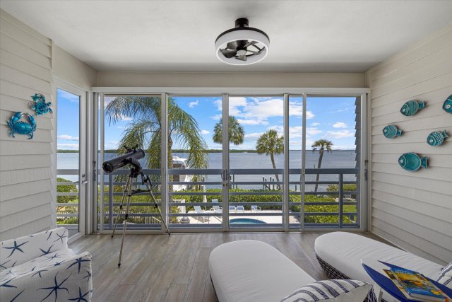 2 Condominium vacation rental located in Longboat Key 1