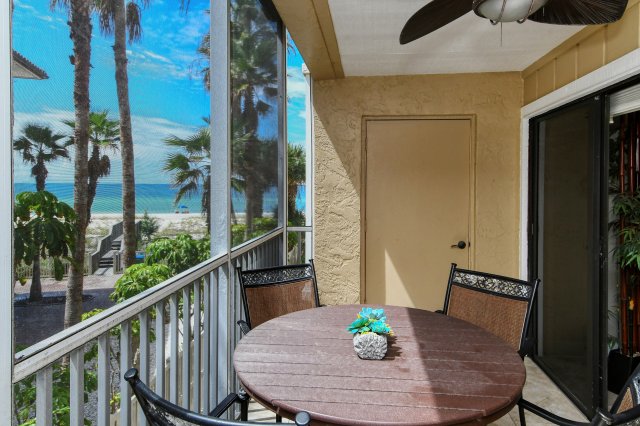 2 Condominium vacation rental located in Anna Maria Island 1