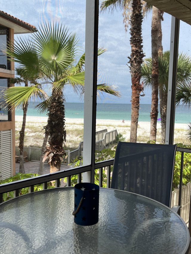 2 Condominium vacation rental located in Anna Maria Island 1