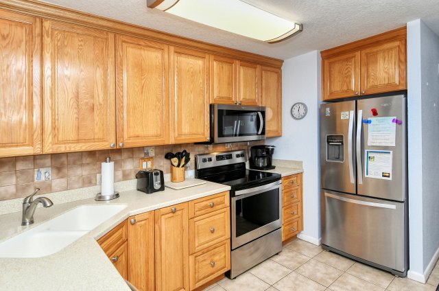 2 Condominium vacation rental located in Anna Maria Island 1