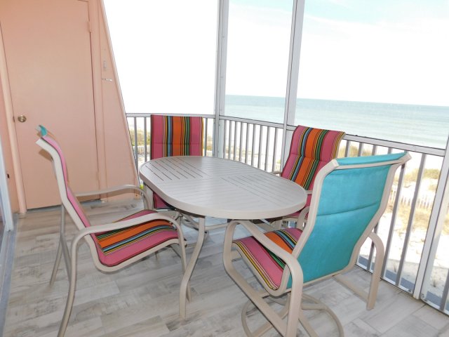 2 Condominium vacation rental located in Anna Maria Island 1