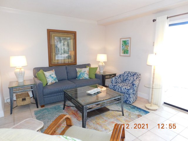 2 Condominium vacation rental located in Anna Maria Island 1