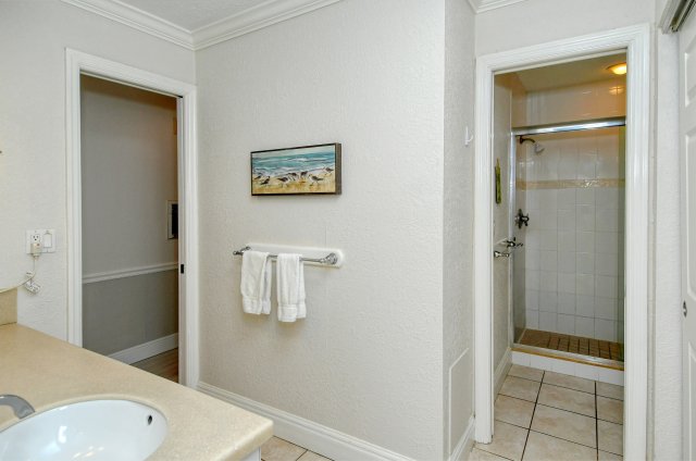 2 Condominium vacation rental located in Anna Maria Island 1