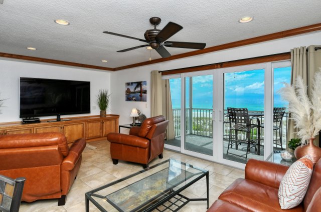 2 Condominium vacation rental located in Anna Maria Island 1