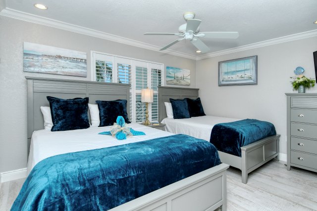 2 Condominium vacation rental located in Anna Maria Island 1