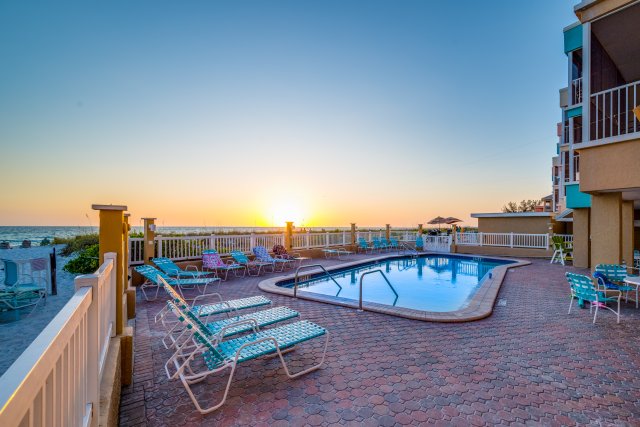 2 Condominium vacation rental located in Anna Maria Island 1